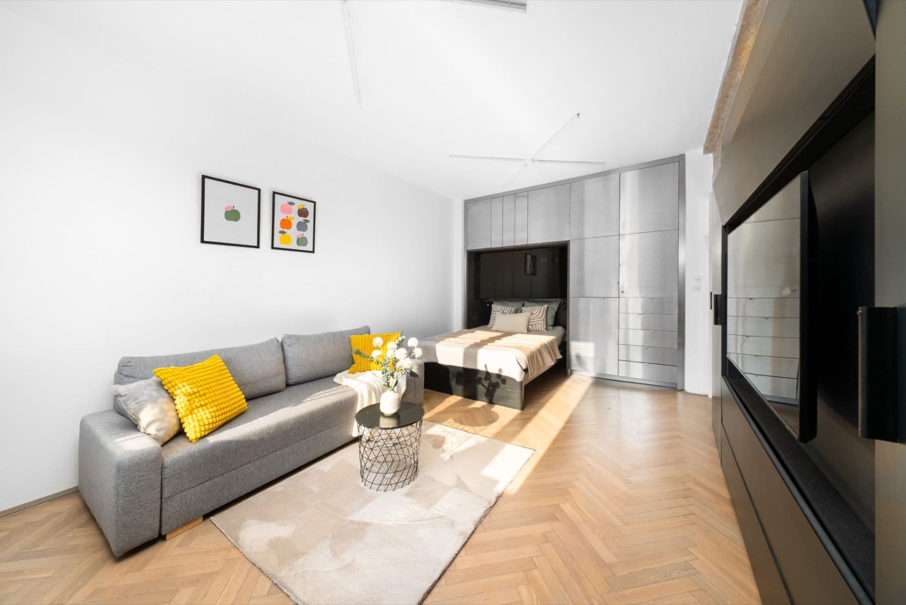 Pronájem bytu 40 m², Ortenovo náměstí, Praha, Praha Pronájem bytu 40 m², Ortenovo náměstí, Praha, Praha