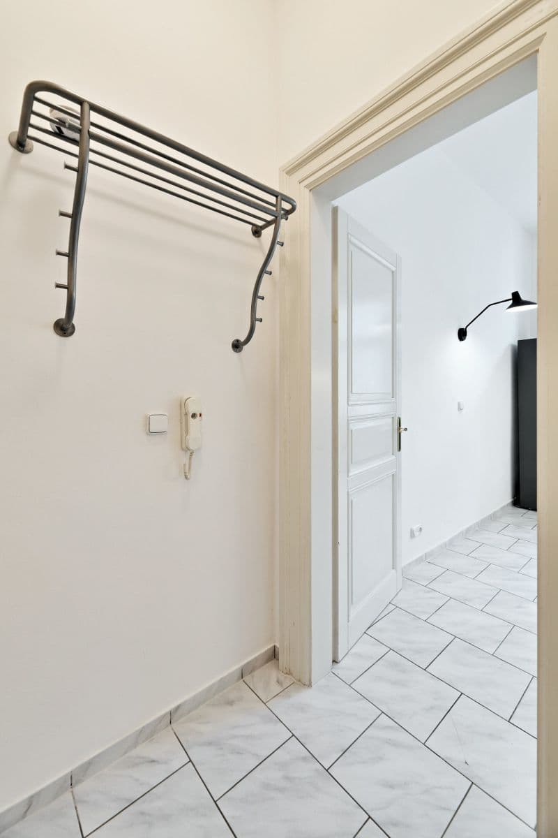 Pronájem bytu 2+kk 39 m², Zlatnická, Praha, Praha Pronájem bytu 2+kk 39 m², Zlatnická, Praha, Praha