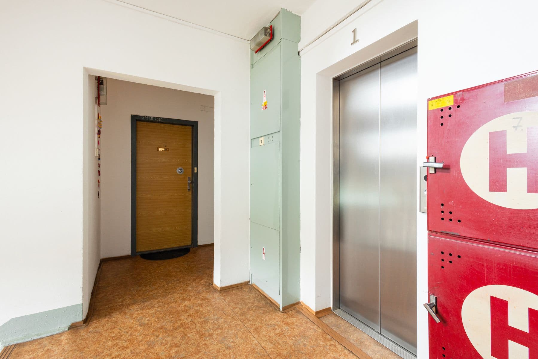 Prodej bytu 2+kk 43 m², Werichova, Praha, Praha Prodej bytu 2+kk 43 m², Werichova, Praha, Praha