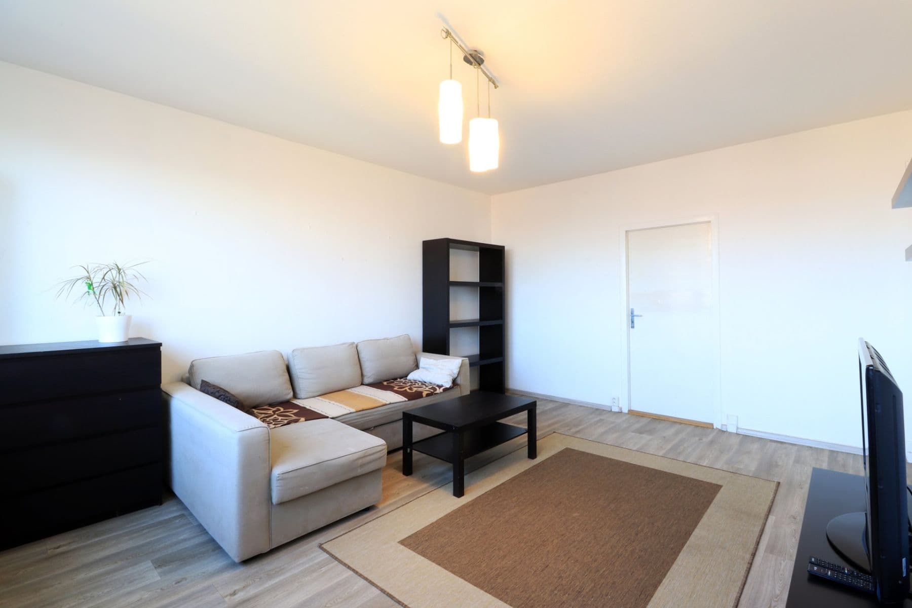 Pronájem bytu 3+1 70 m², Polabská, Praha, Praha Pronájem bytu 3+1 70 m², Polabská, Praha, Praha