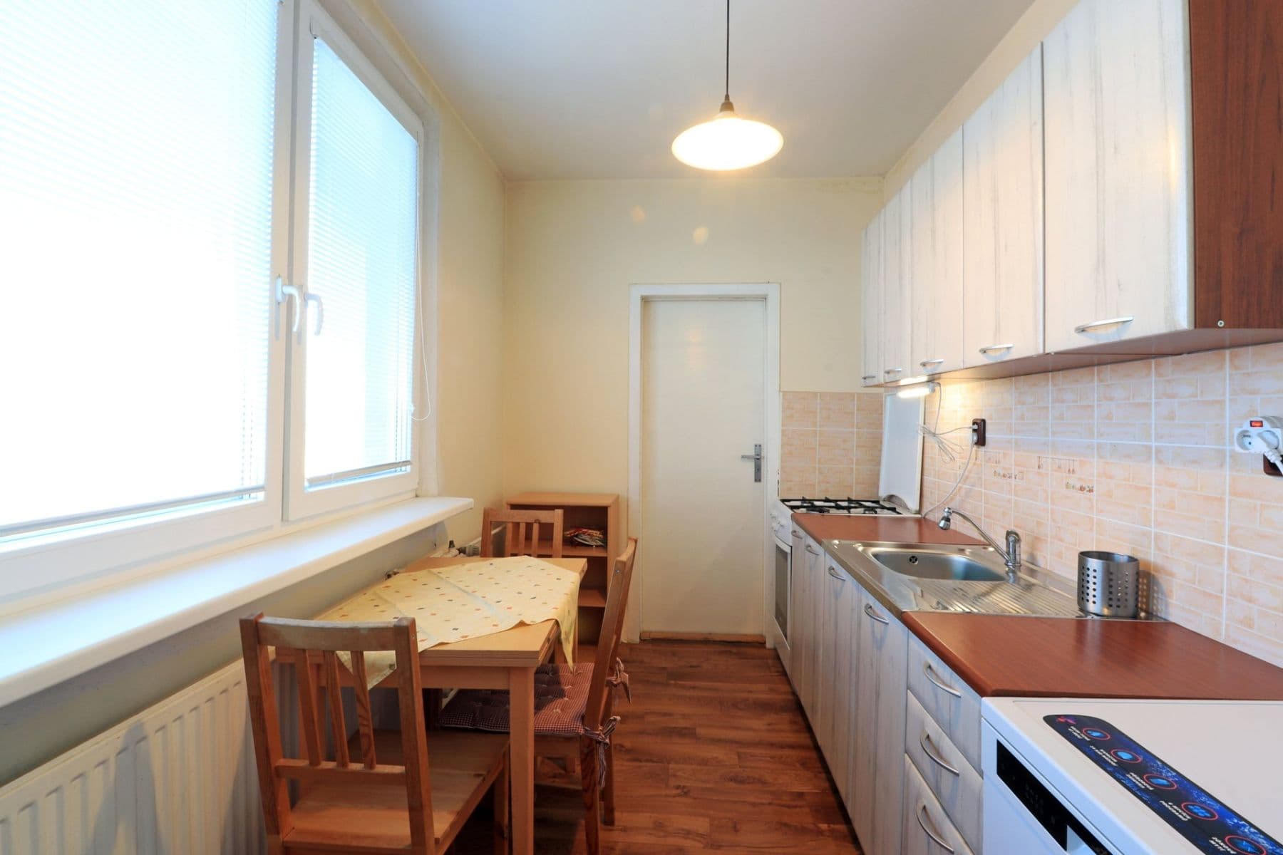 Pronájem bytu 3+1 70 m², Polabská, Praha, Praha Pronájem bytu 3+1 70 m², Polabská, Praha, Praha