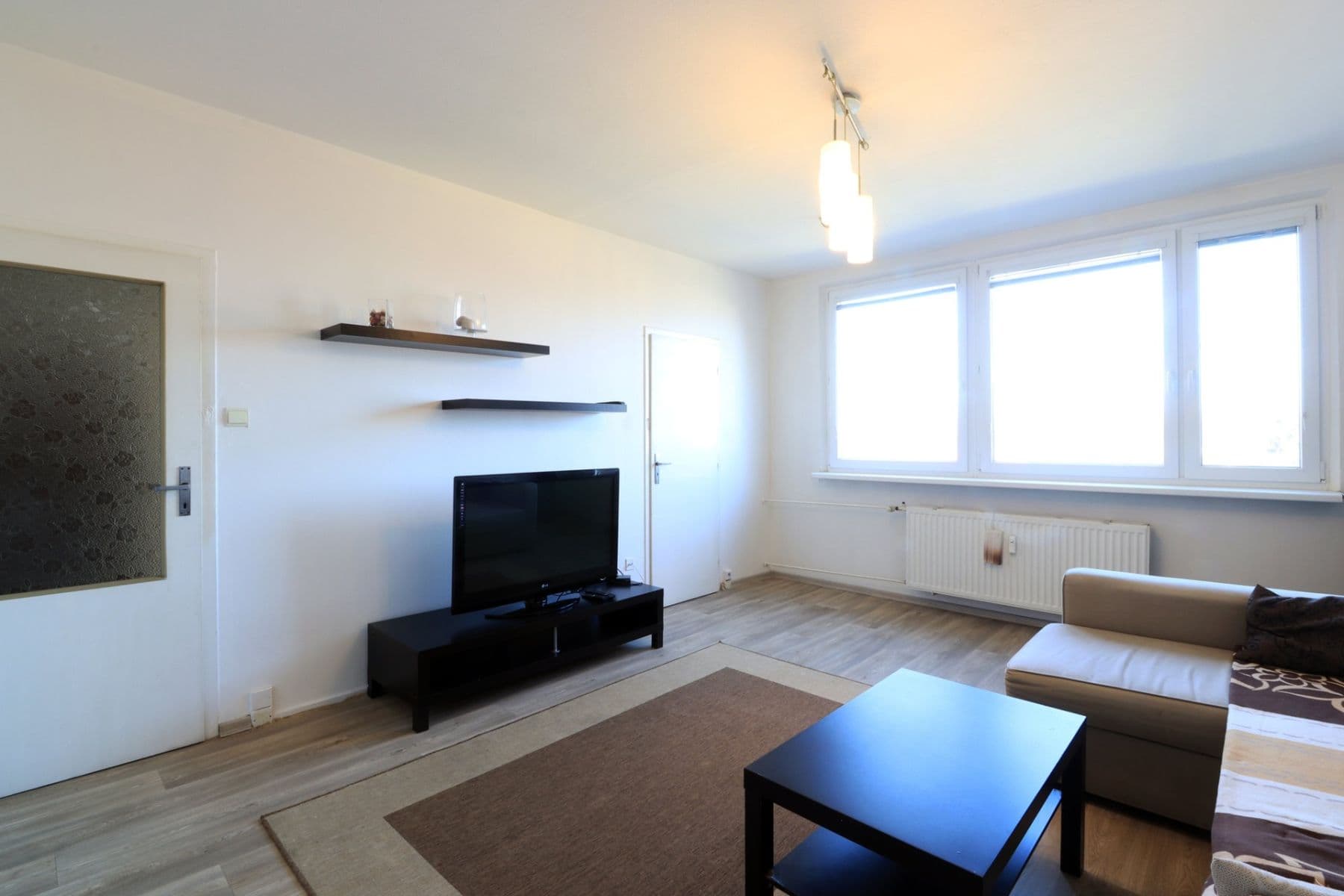 Pronájem bytu 3+1 70 m², Polabská, Praha, Praha Pronájem bytu 3+1 70 m², Polabská, Praha, Praha