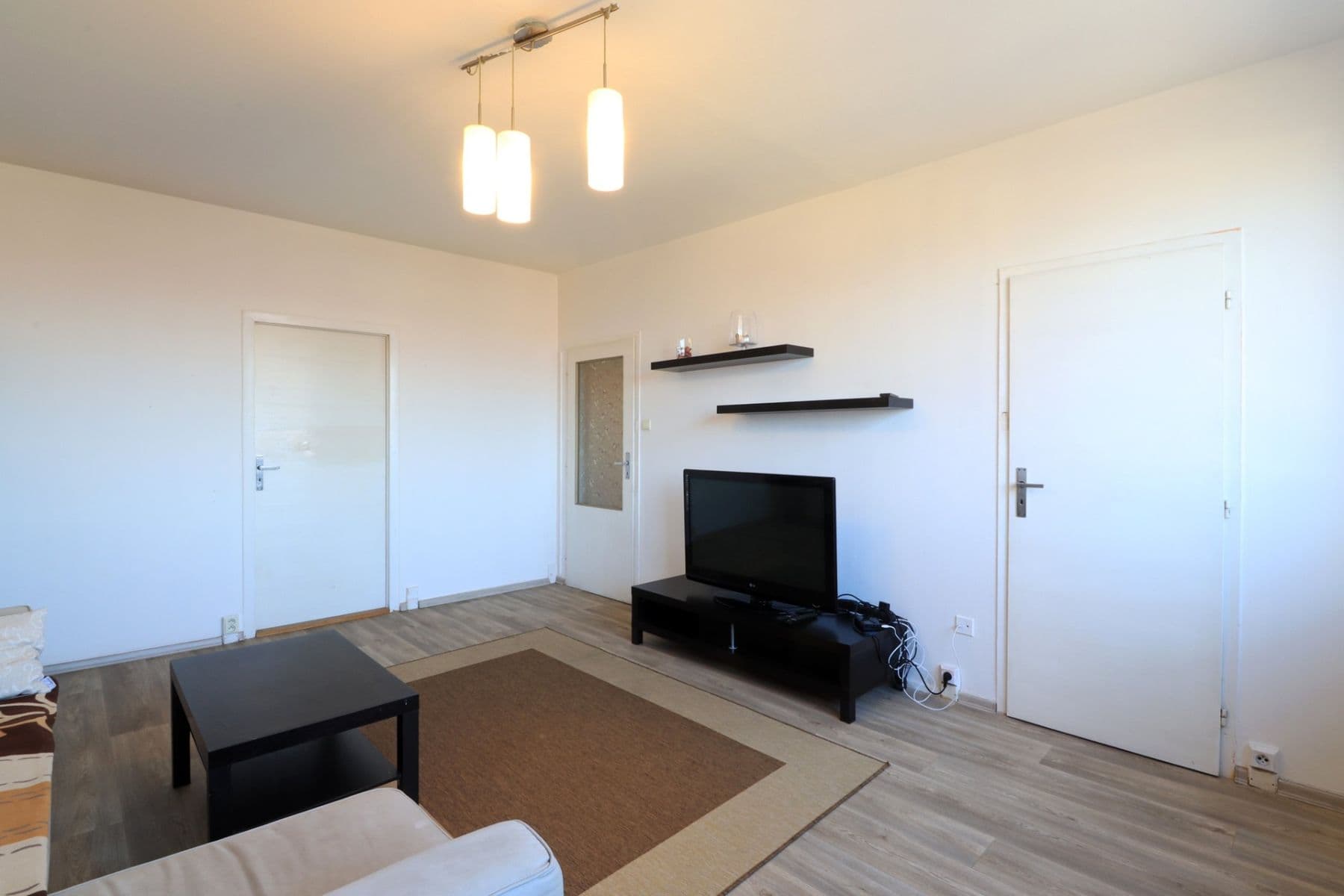 Pronájem bytu 3+1 70 m², Polabská, Praha, Praha Pronájem bytu 3+1 70 m², Polabská, Praha, Praha