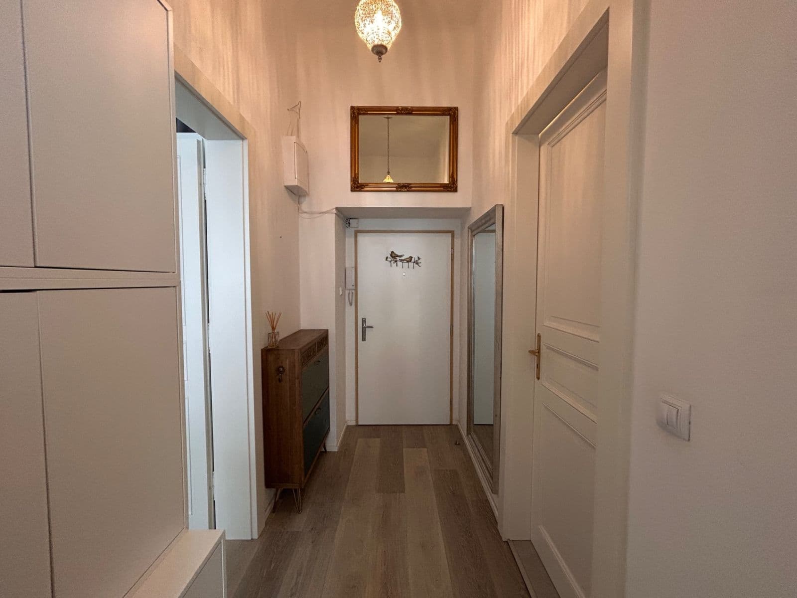 Pronájem bytu 1+1 44 m², Šafaříkova, Praha, Praha Pronájem bytu 1+1 44 m², Šafaříkova, Praha, Praha