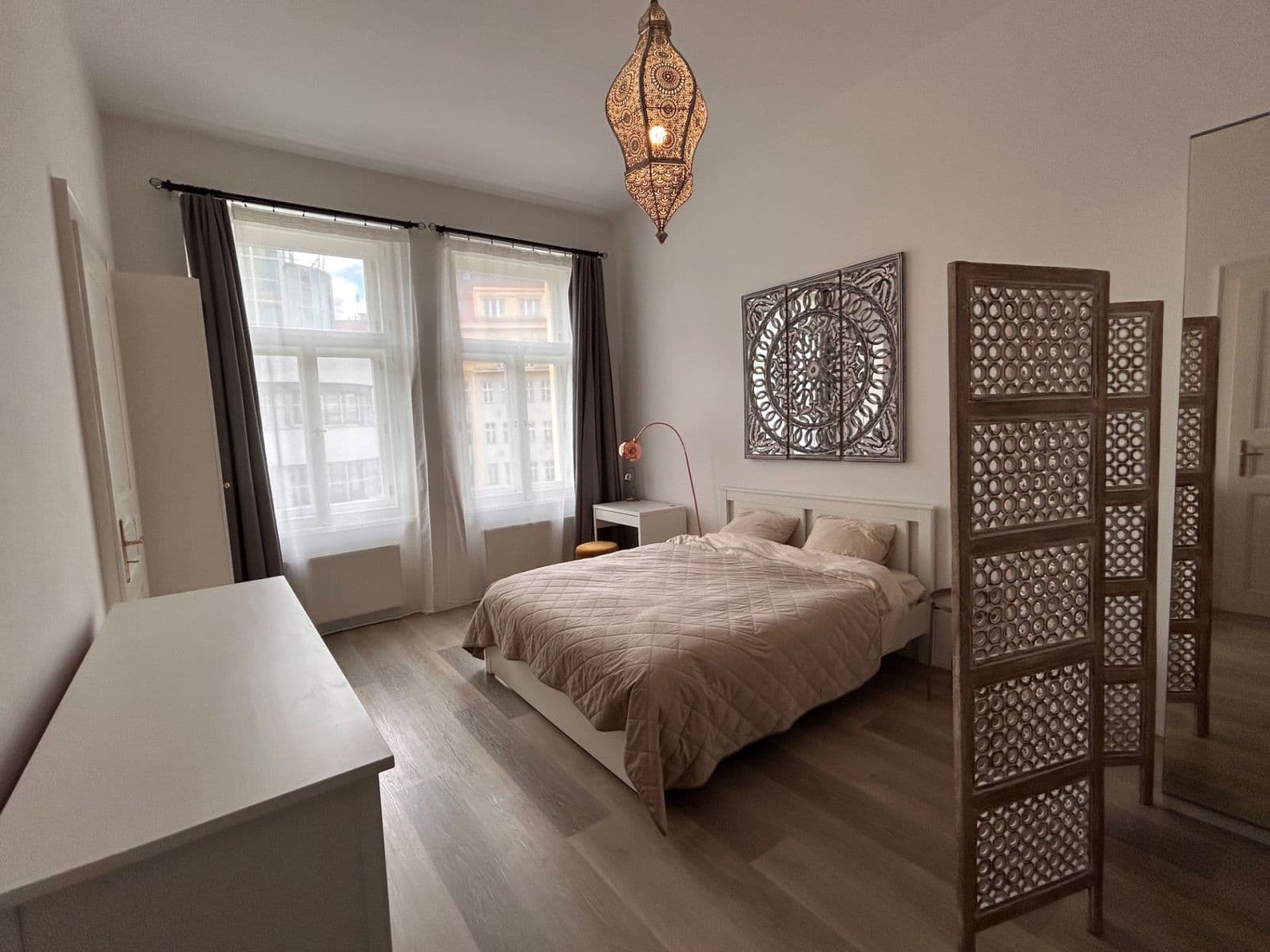 Pronájem bytu 1+1 44 m², Šafaříkova, Praha, Praha Pronájem bytu 1+1 44 m², Šafaříkova, Praha, Praha