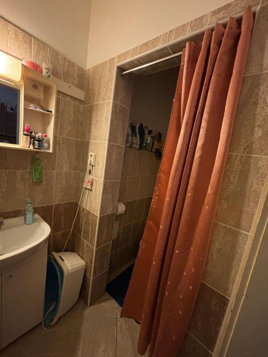 Pronájem bytu 2+1 50 m², Sinkulova, Praha, Praha Pronájem bytu 2+1 50 m², Sinkulova, Praha, Praha