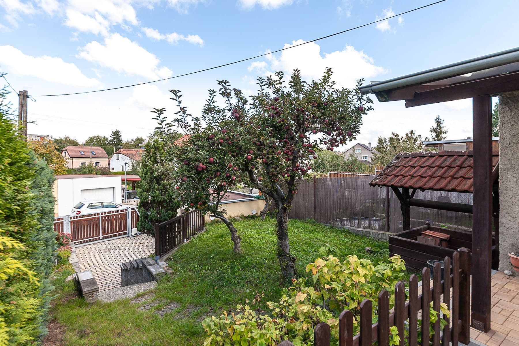 Prodej domu 230 m², pozemek 348 m², Svahová, Horoměřice, Středočeský kraj Prodej domu 230 m², pozemek 348 m², Svahová, Horoměřice, Středočeský kraj