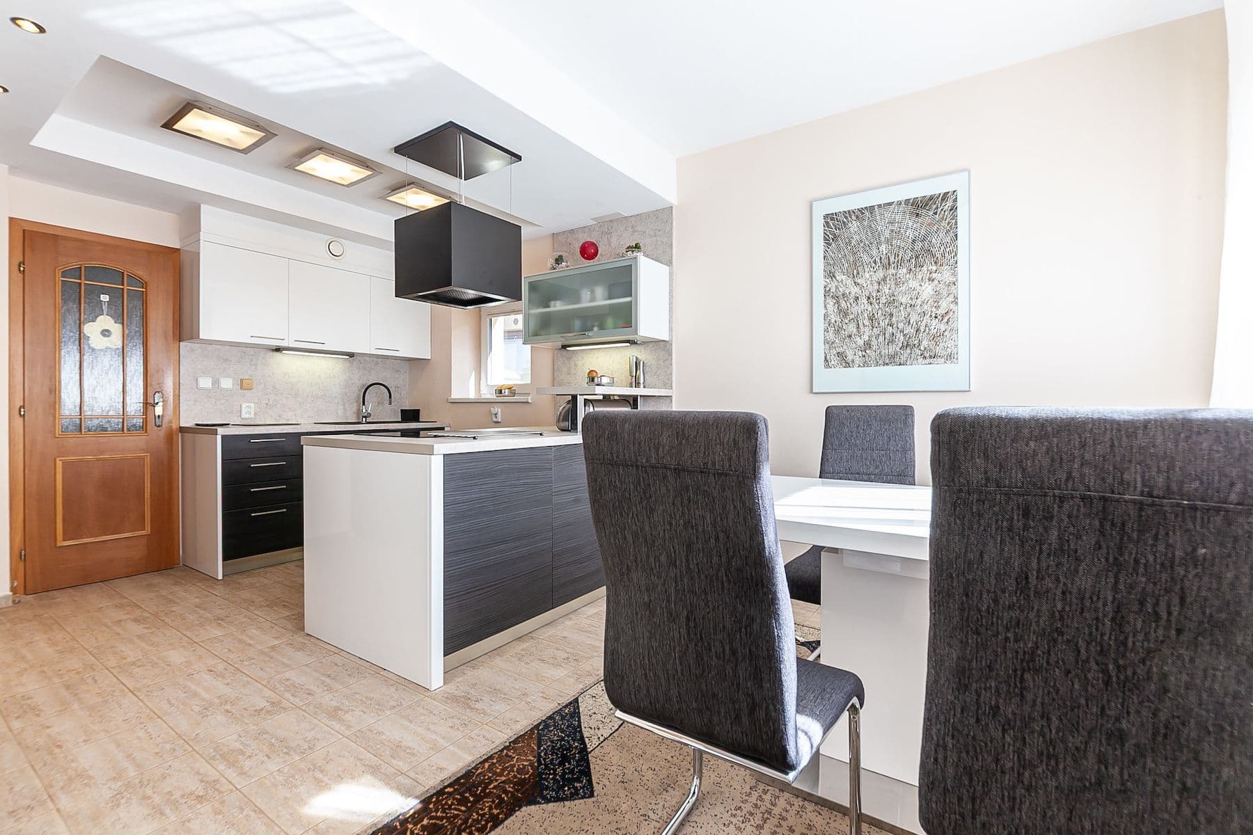 Prodej domu 230 m², pozemek 348 m², Svahová, Horoměřice, Středočeský kraj Prodej domu 230 m², pozemek 348 m², Svahová, Horoměřice, Středočeský kraj