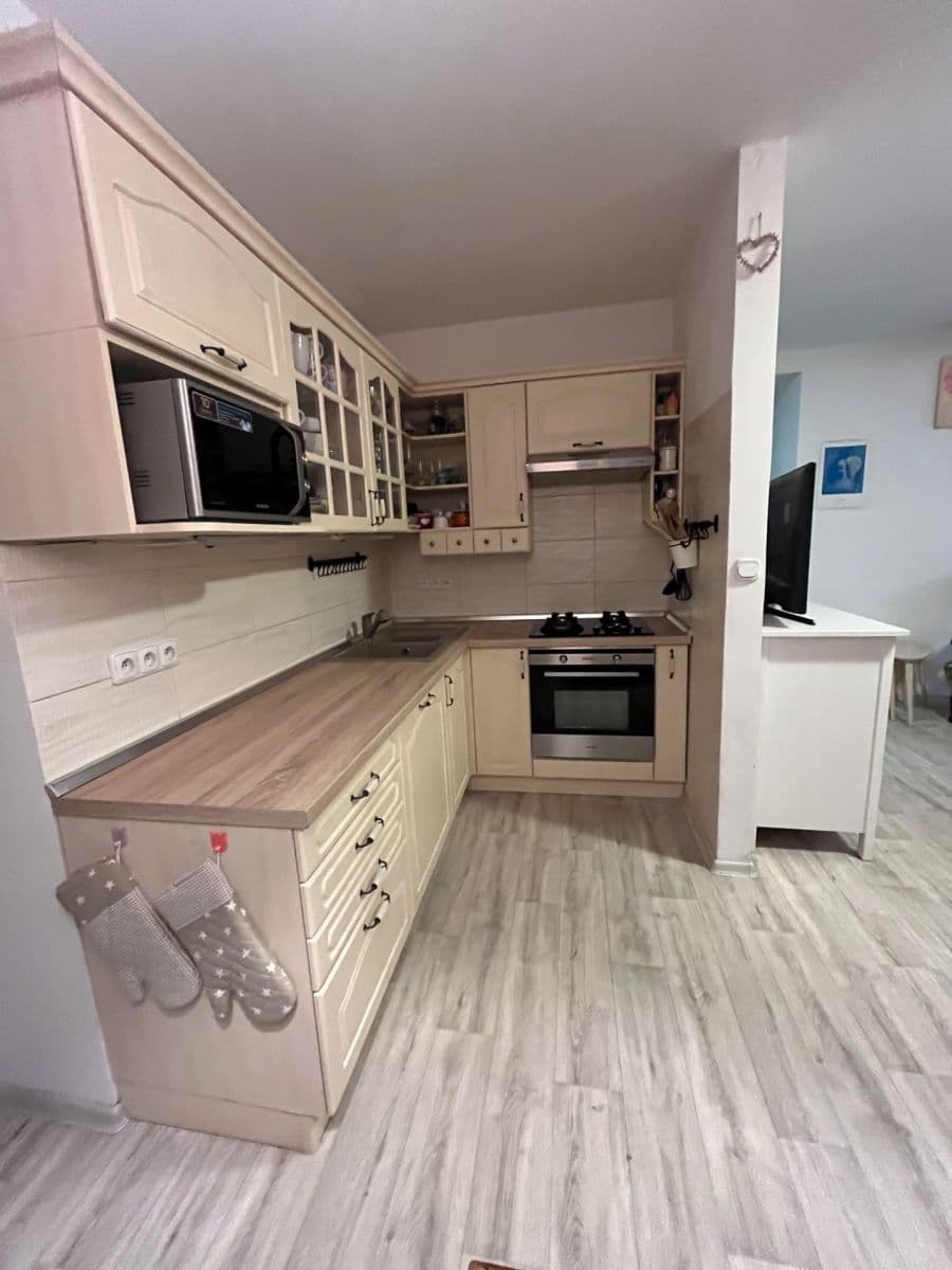 Prodej bytu 3+kk 68 m², 17. listopadu, Ústí nad Labem, Ústecký kraj Prodej bytu 3+kk 68 m², 17. listopadu, Ústí nad Labem, Ústecký kraj