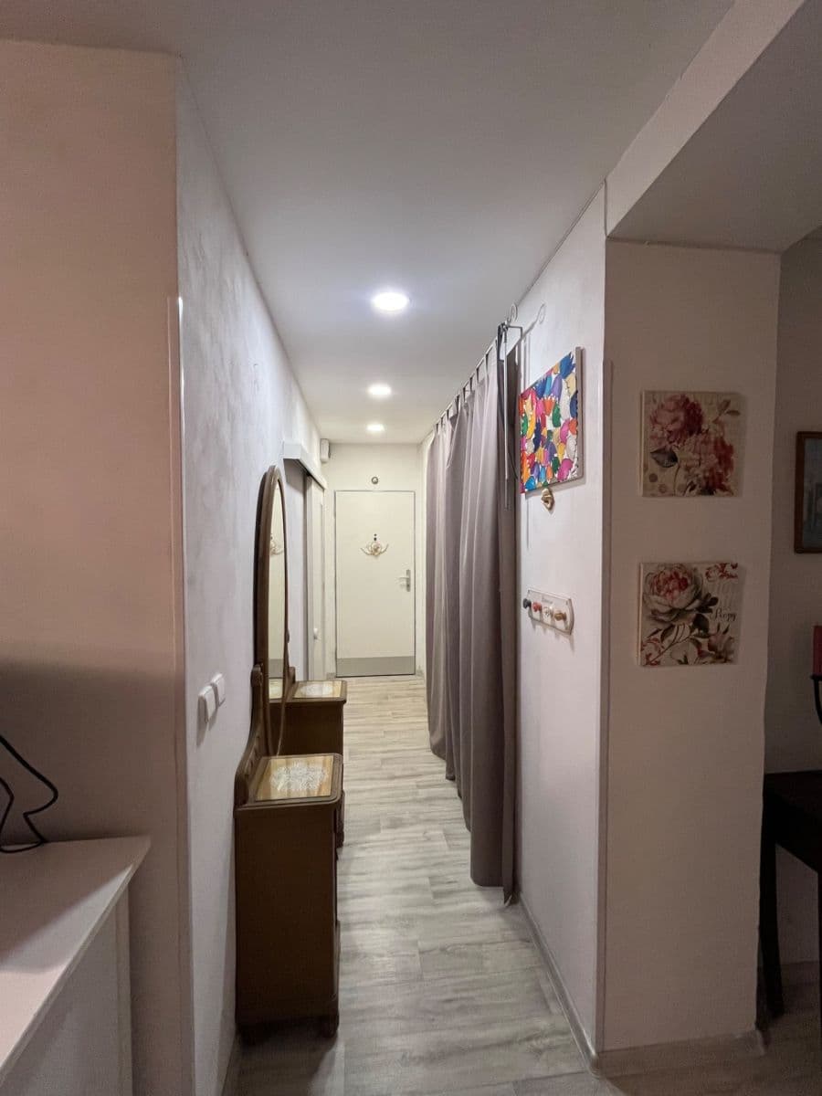 Prodej bytu 3+kk 68 m², 17. listopadu, Ústí nad Labem, Ústecký kraj Prodej bytu 3+kk 68 m², 17. listopadu, Ústí nad Labem, Ústecký kraj