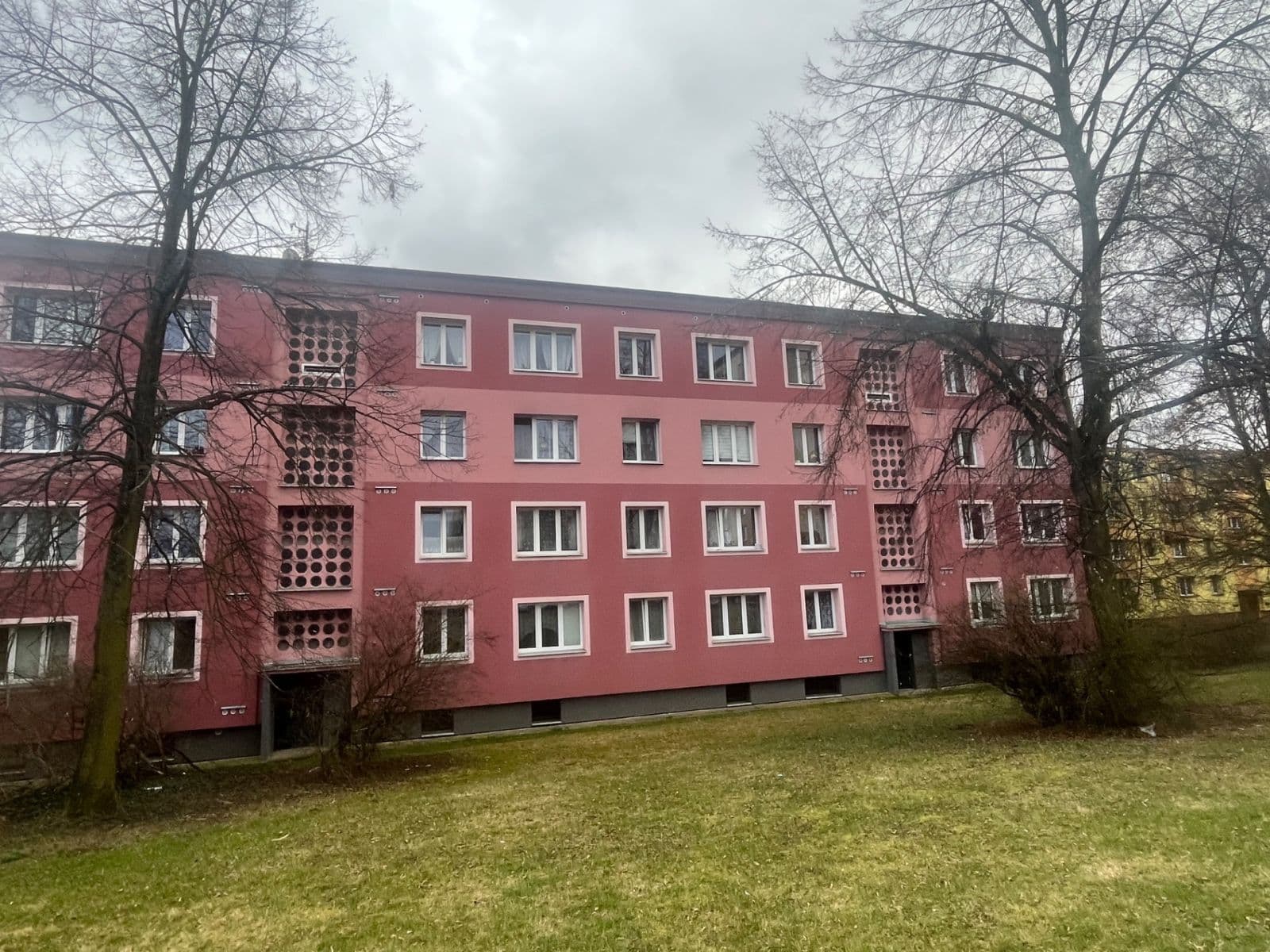 Prodej bytu 3+kk 68 m², 17. listopadu, Ústí nad Labem, Ústecký kraj Prodej bytu 3+kk 68 m², 17. listopadu, Ústí nad Labem, Ústecký kraj