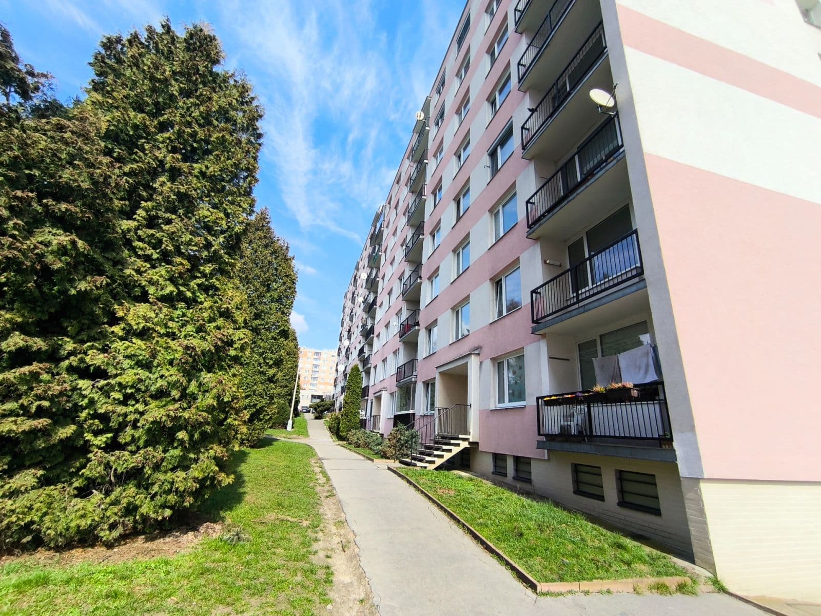 Prodej bytu 2+1 65 m², SNP, Ústí nad Labem, Ústecký kraj Prodej bytu 2+1 65 m², SNP, Ústí nad Labem, Ústecký kraj