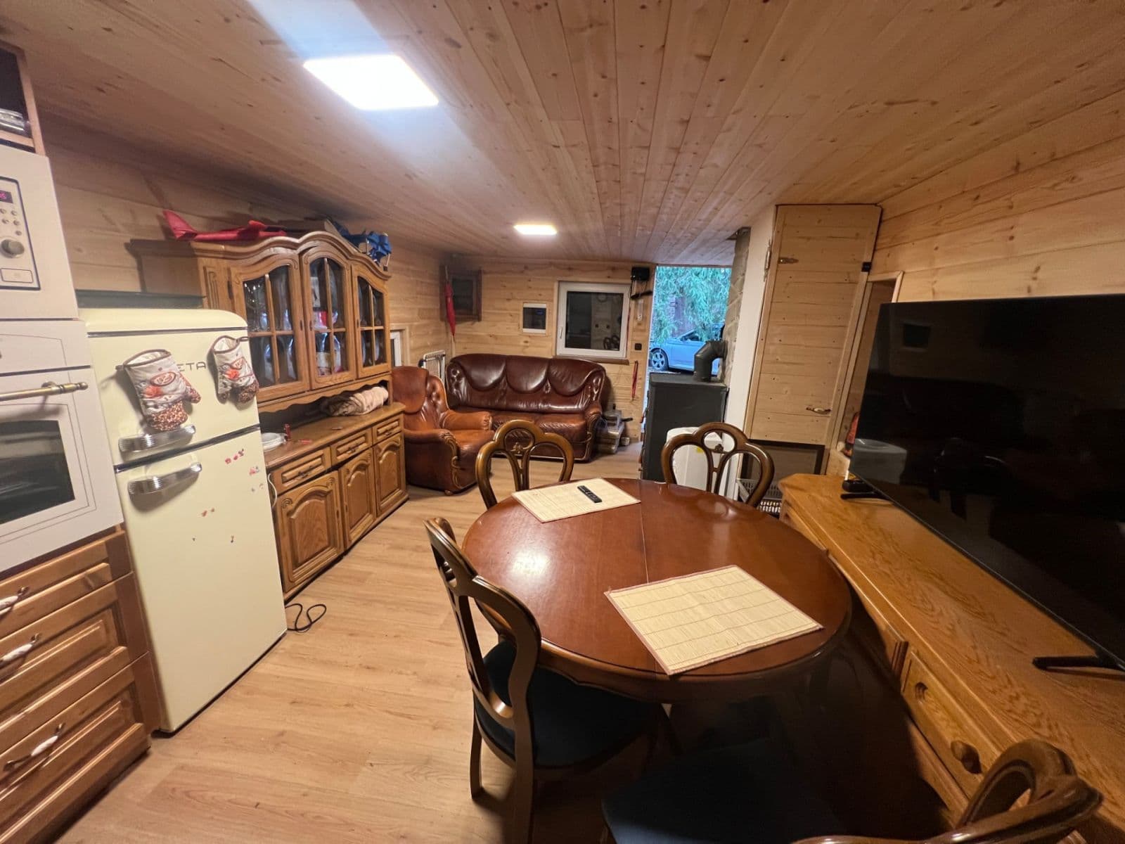 Prodej chaty, chalupy 120 m², pozemek 62 m², Zubří, Kraj Vysočina Prodej chaty, chalupy 120 m², pozemek 62 m², Zubří, Kraj Vysočina