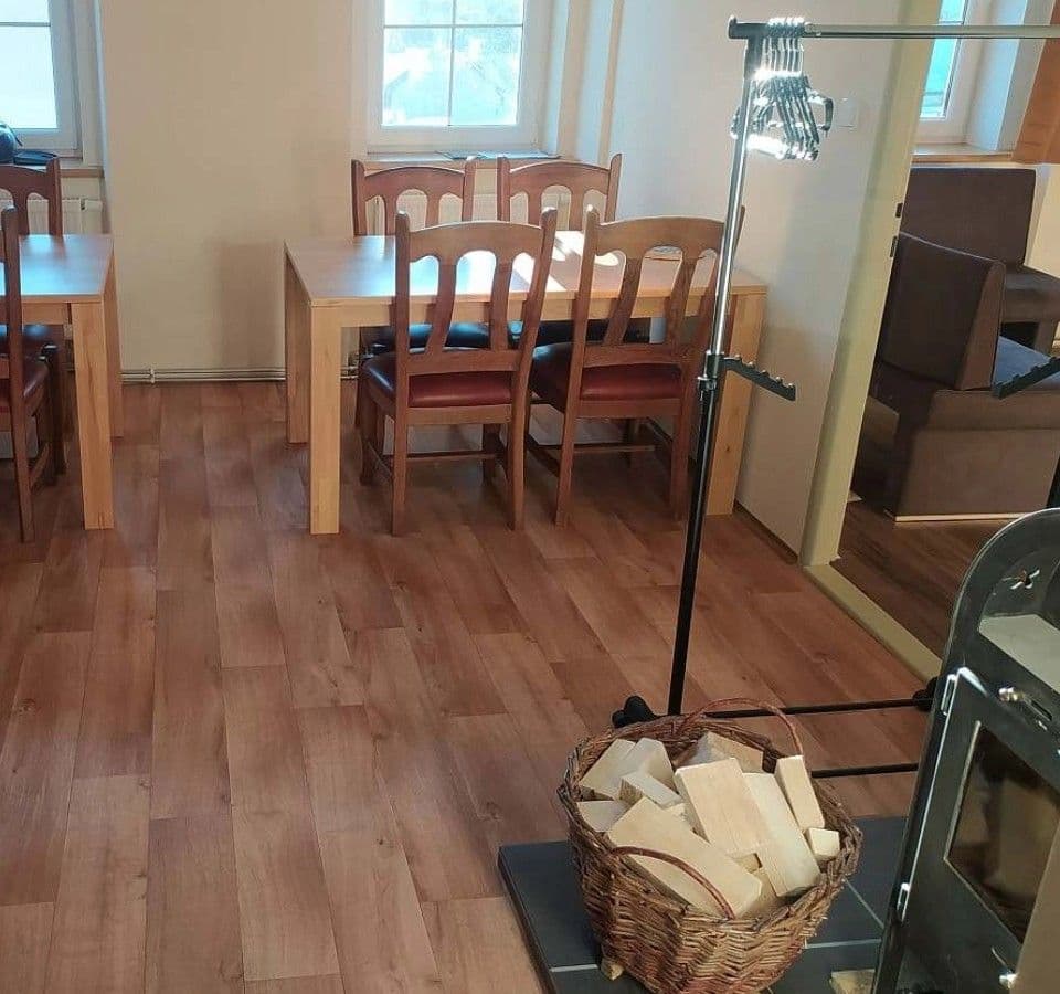 Prodej bytu 5+kk 100 m², Karlovarská, Pernink, Karlovarský kraj Prodej bytu 5+kk 100 m², Karlovarská, Pernink, Karlovarský kraj