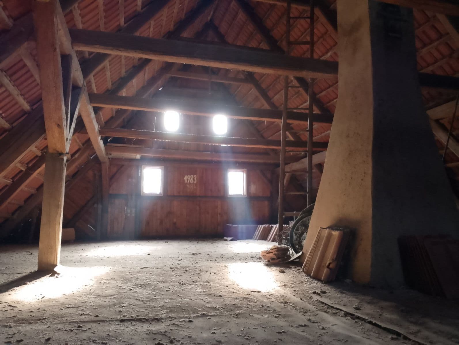 Prodej domu 150 m², pozemek 1.600 m², 9, Medonosy, Středočeský kraj Prodej domu 150 m², pozemek 1.600 m², 9, Medonosy, Středočeský kraj