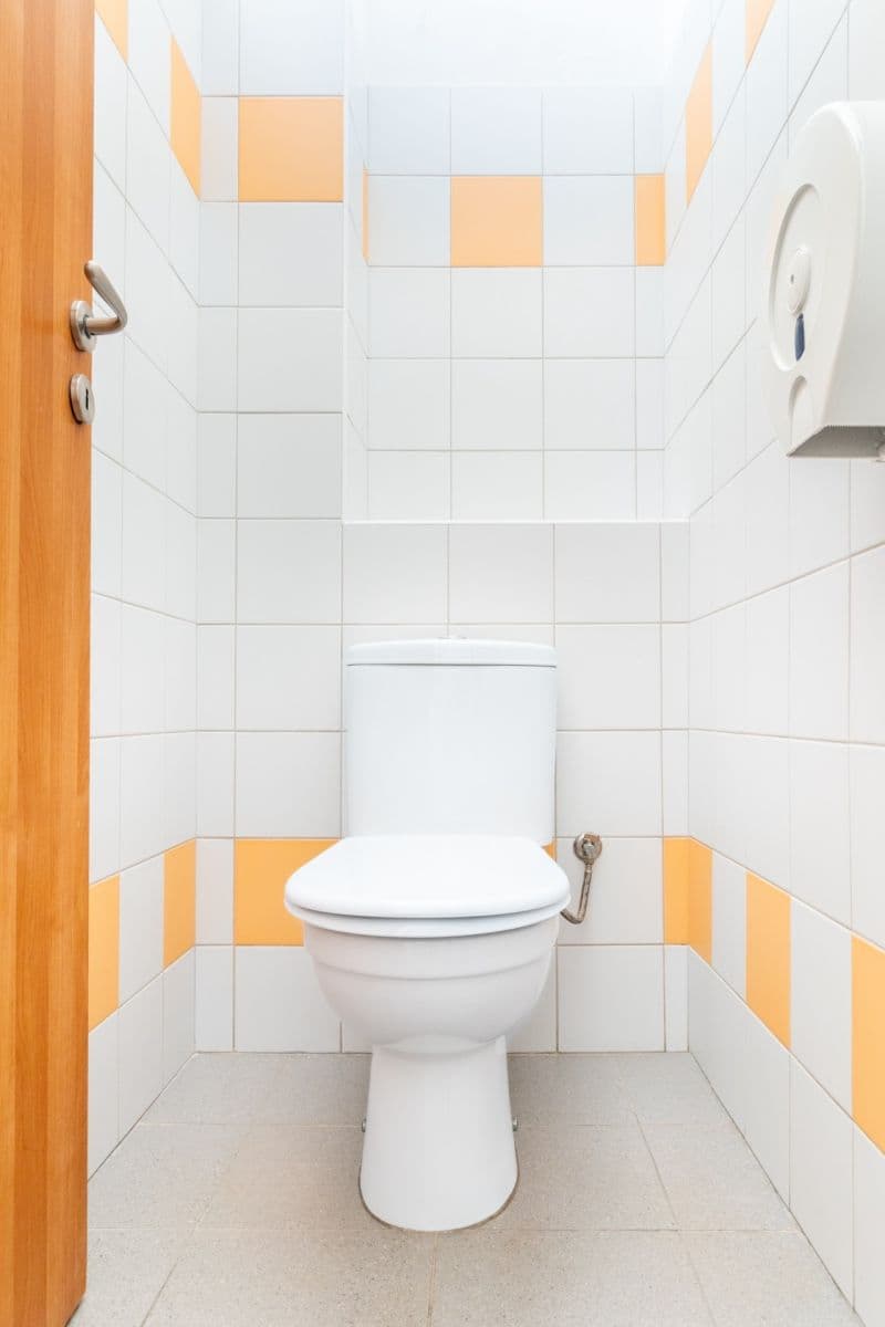 Pronájem kanceláře 22 m², Karlovo náměstí, Praha, Praha Pronájem kanceláře 22 m², Karlovo náměstí, Praha, Praha