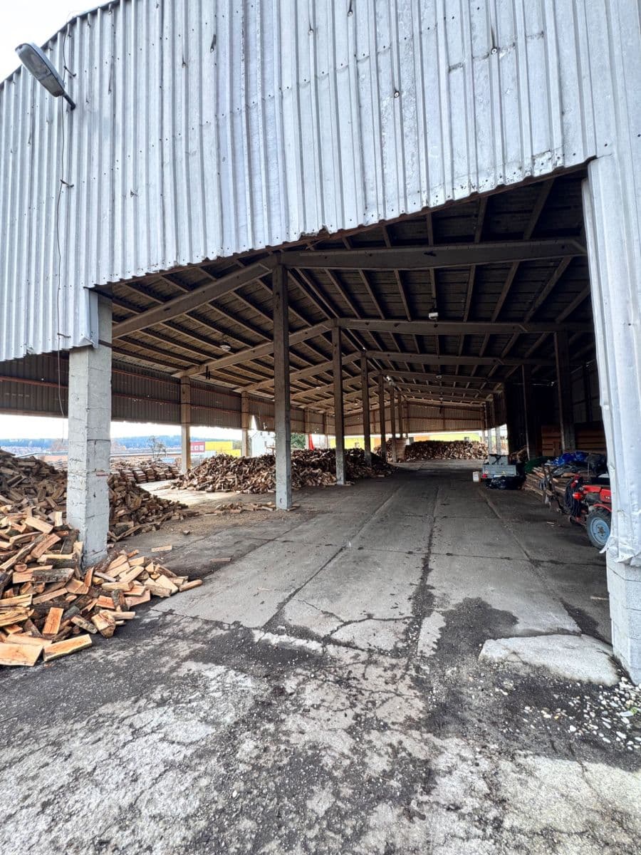 Pronájem nebytového prostoru 800 m², Vídeňská, Nová Bystřice, Jihočeský kraj Pronájem nebytového prostoru 800 m², Vídeňská, Nová Bystřice, Jihočeský kraj