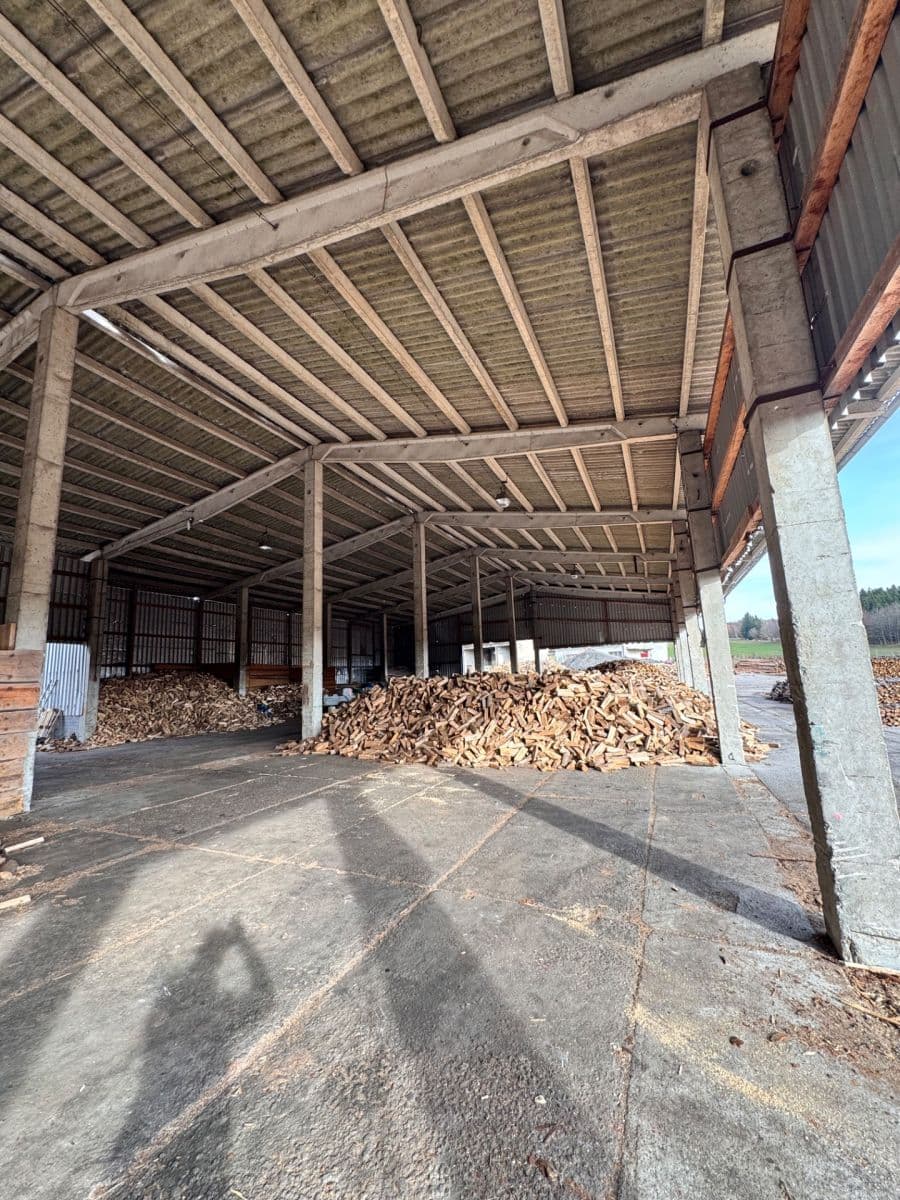 Pronájem nebytového prostoru 800 m², Vídeňská, Nová Bystřice, Jihočeský kraj Pronájem nebytového prostoru 800 m², Vídeňská, Nová Bystřice, Jihočeský kraj