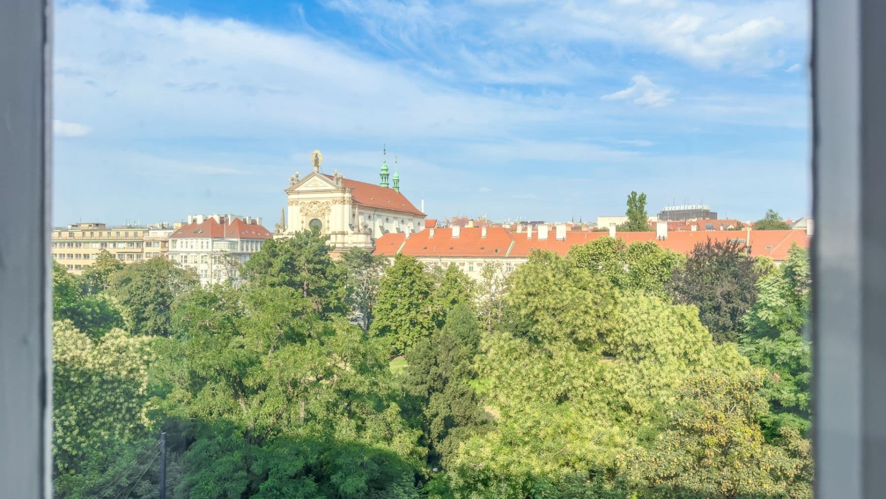 Pronájem kanceláře 45 m², Karlovo náměstí, Praha, Praha Pronájem kanceláře 45 m², Karlovo náměstí, Praha, Praha