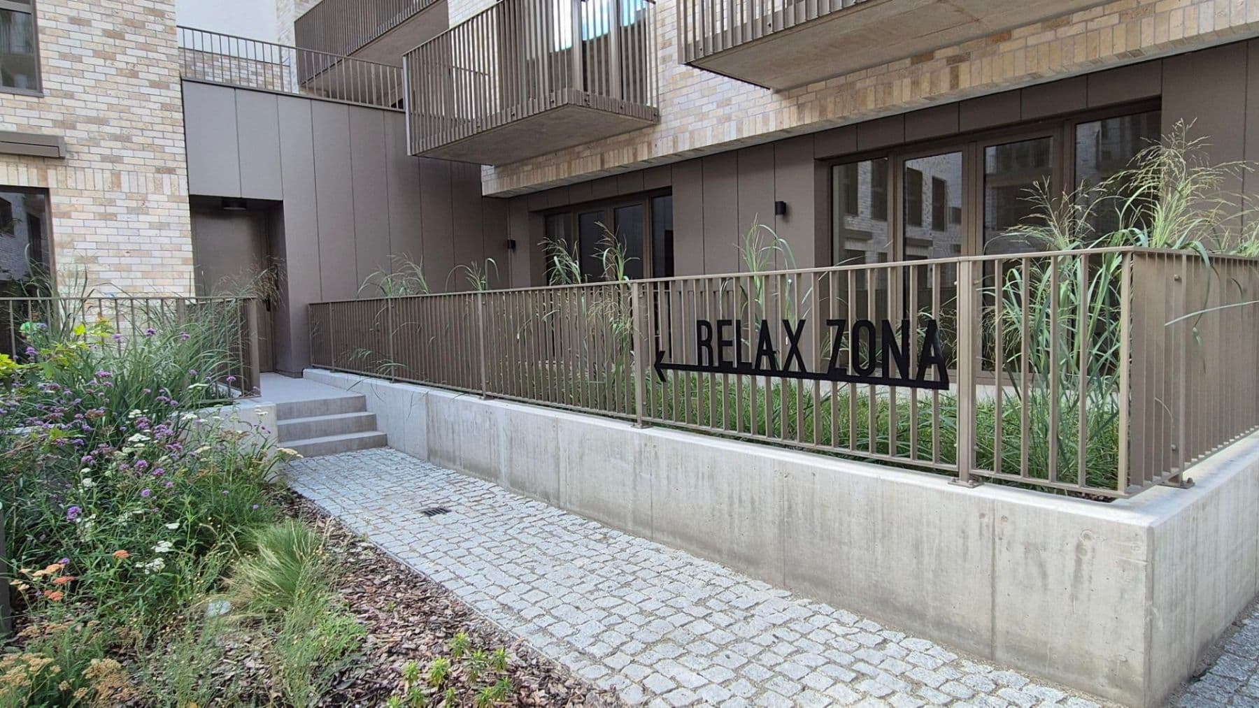 Pronájem bytu 1+kk 43 m², Bratislavská, Brno, Jihomoravský kraj Pronájem bytu 1+kk 43 m², Bratislavská, Brno, Jihomoravský kraj