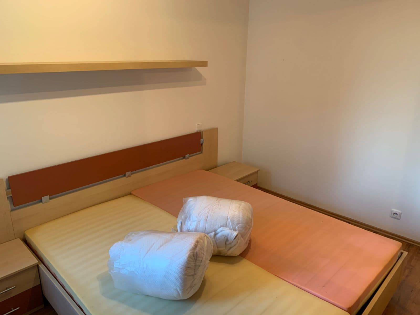 Pronájem bytu 2+kk 60 m², Farského, Praha, Praha Pronájem bytu 2+kk 60 m², Farského, Praha, Praha