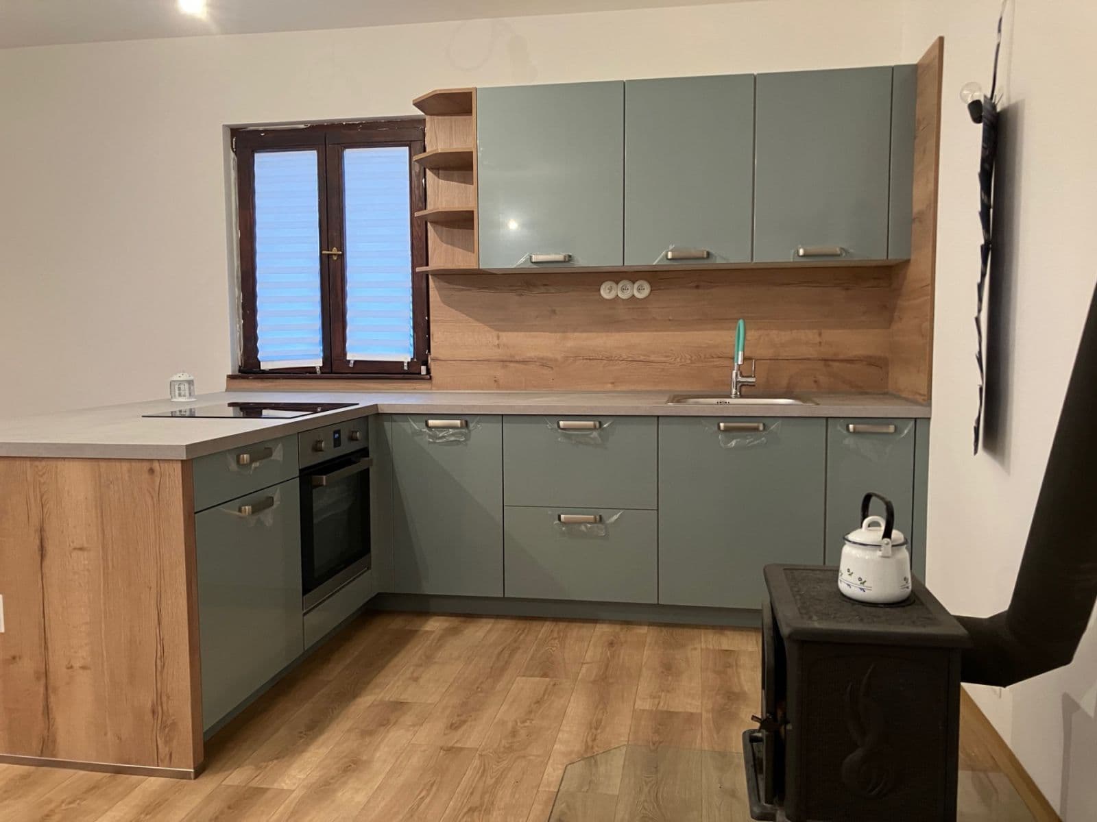 Prodej domu 70 m², pozemek 900 m², Rovensko pod Troskami, Liberecký kraj Prodej domu 70 m², pozemek 900 m², Rovensko pod Troskami, Liberecký kraj