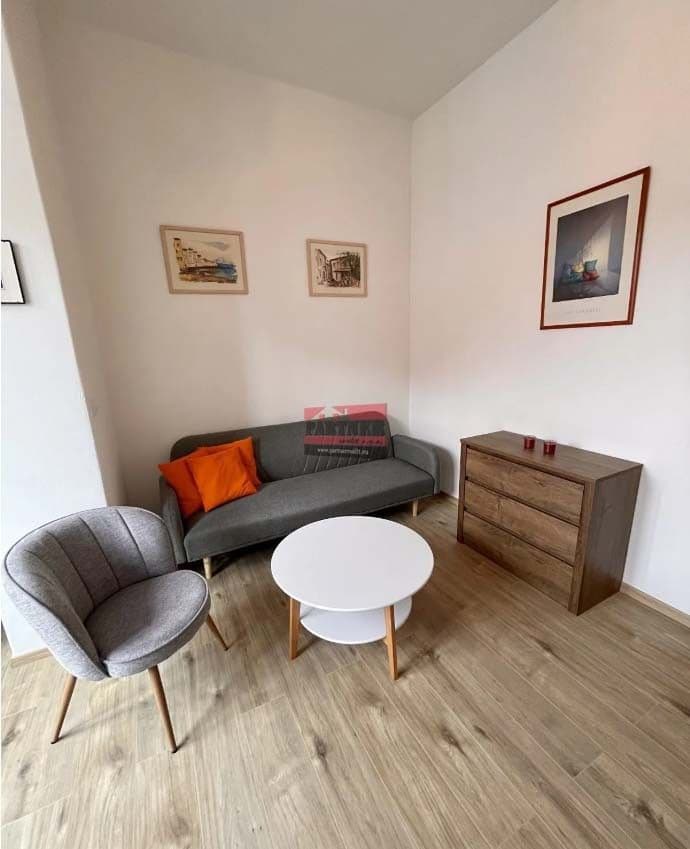 Pronájem bytu 2+kk 48 m², Široká, Bechyně, Jihočeský kraj Pronájem bytu 2+kk 48 m², Široká, Bechyně, Jihočeský kraj