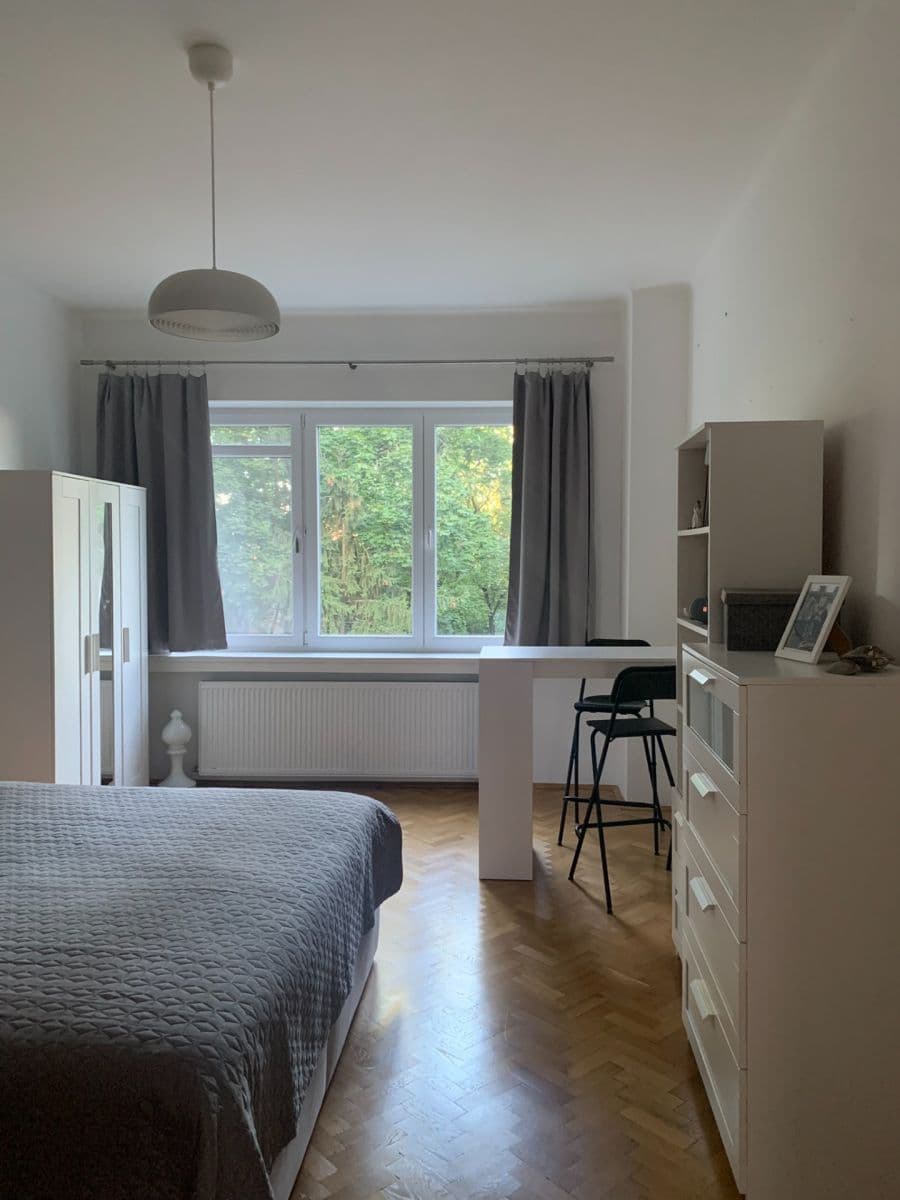 Pronájem bytu 3+1 102 m², Sokolská, Bratislava - mestská časť Staré Mesto, Bratislavský kraj Pronájem bytu 3+1 102 m², Sokolská, Bratislava - mestská časť Staré Mesto, Bratislavský kraj