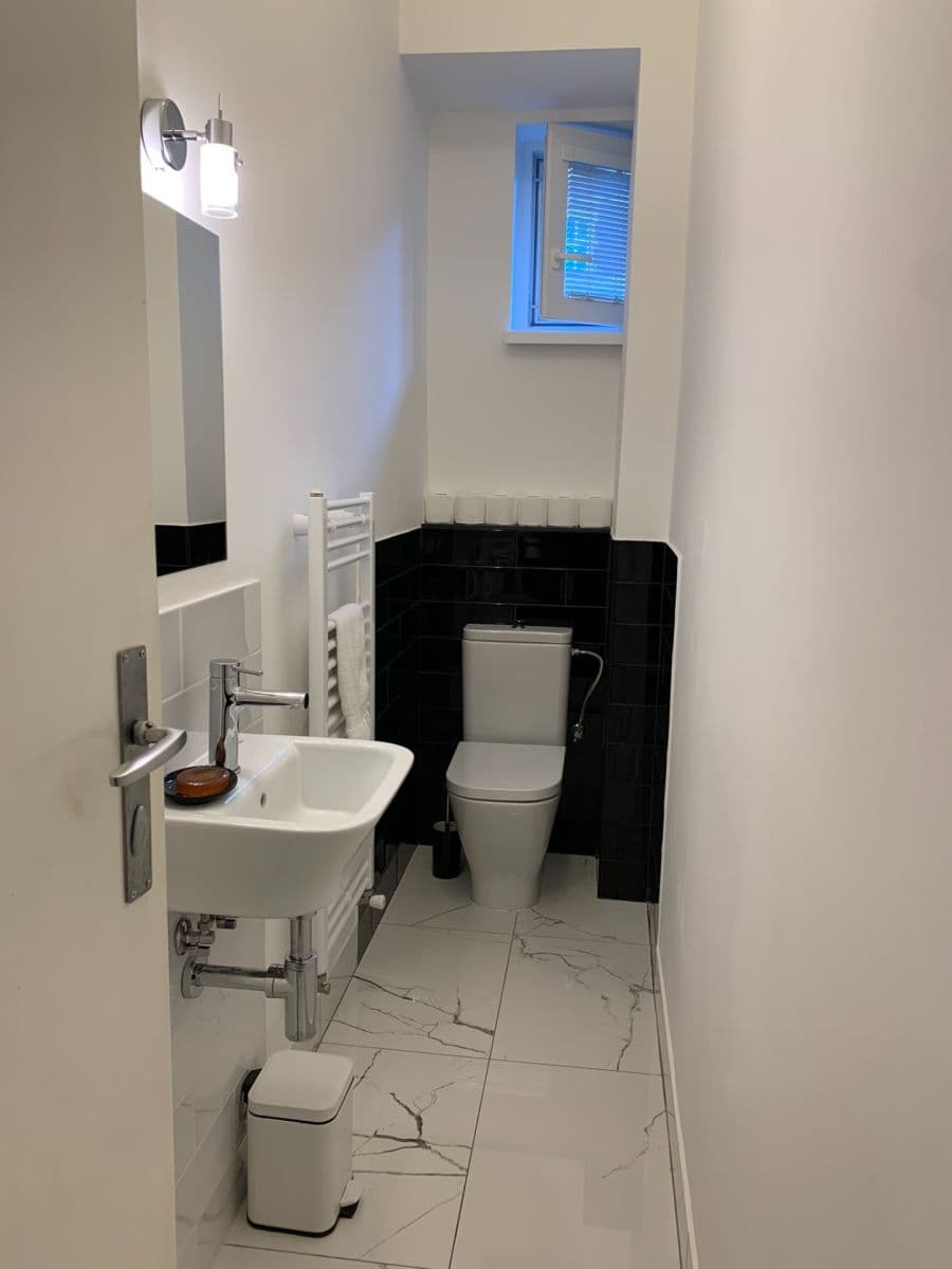 Pronájem bytu 3+1 102 m², Sokolská, Bratislava - mestská časť Staré Mesto, Bratislavský kraj Pronájem bytu 3+1 102 m², Sokolská, Bratislava - mestská časť Staré Mesto, Bratislavský kraj