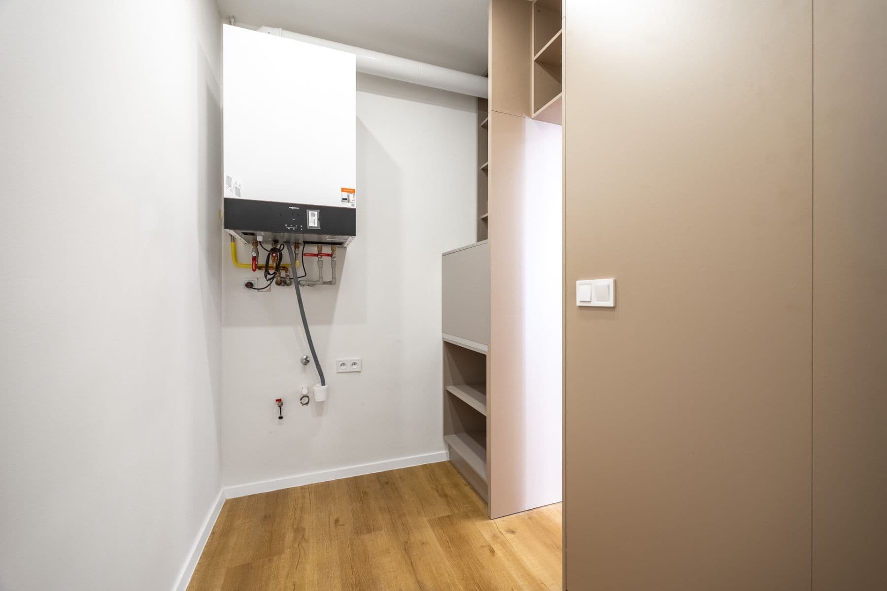 Prodej bytu 3+kk 95 m², Řezáčovo náměstí, Praha, Praha Prodej bytu 3+kk 95 m², Řezáčovo náměstí, Praha, Praha