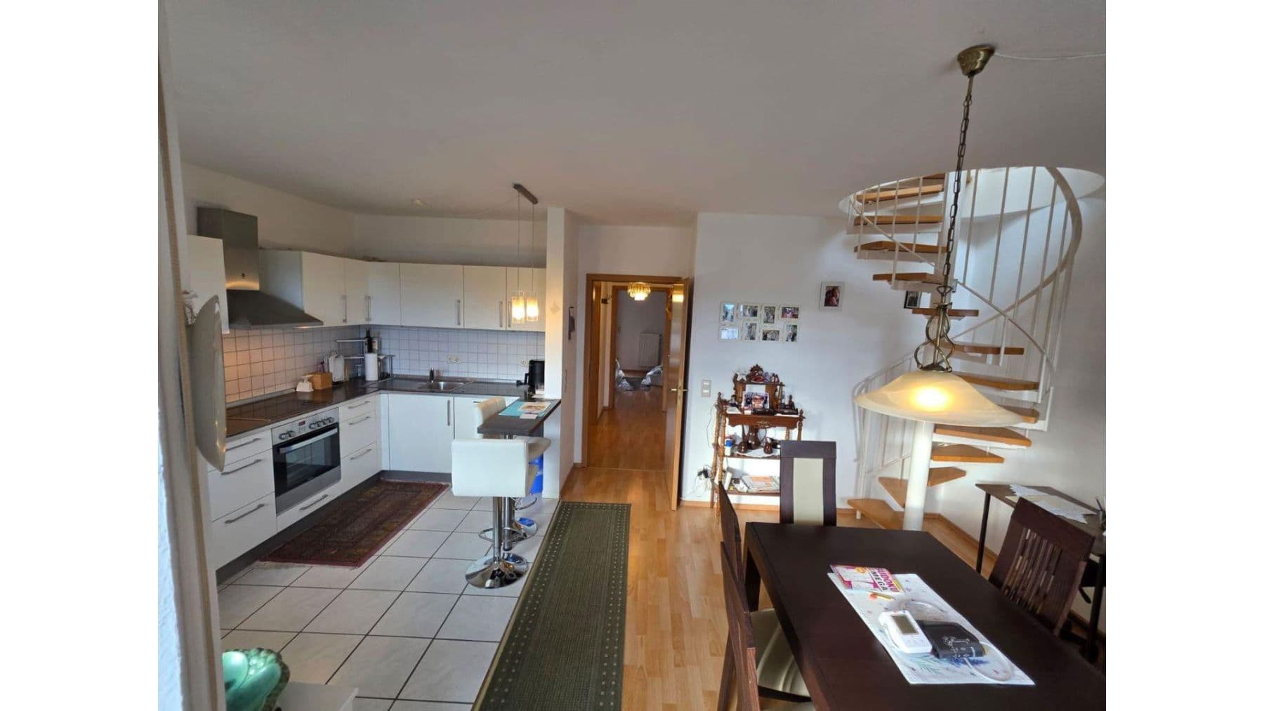 Prodej bytu 3+1 95 m², Südring 11, Schweigen-Rechtenbach, Porýní-Falc Prodej bytu 3+1 95 m², Südring 11, Schweigen-Rechtenbach, Porýní-Falc