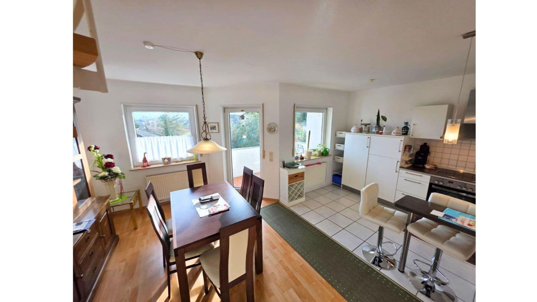 Prodej bytu 3+1 95 m², Südring 11, Schweigen-Rechtenbach, Porýní-Falc Prodej bytu 3+1 95 m², Südring 11, Schweigen-Rechtenbach, Porýní-Falc