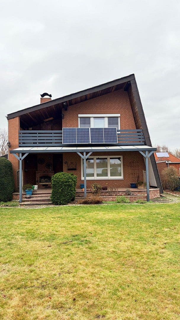 Prodej domu 160 m², pozemek 695 m², Nienburg/Weser, Dolní Sasko Prodej domu 160 m², pozemek 695 m², Nienburg/Weser, Dolní Sasko