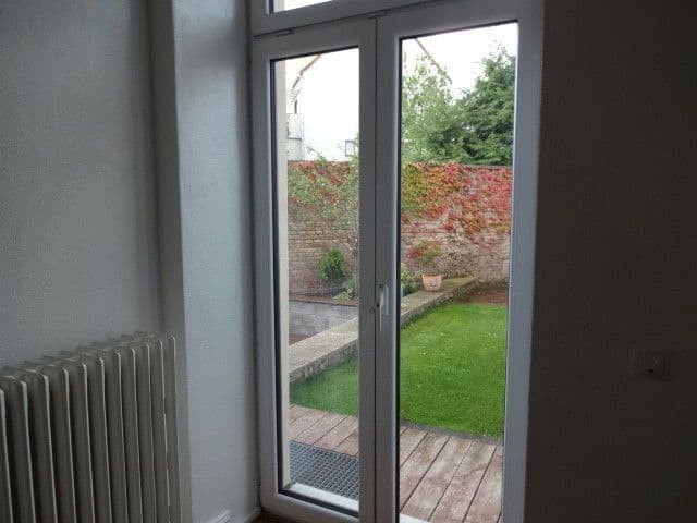 Prodej domu 190 m², pozemek 320 m², Aktienstraße 14, Andernach, Porýní-Falc Prodej domu 190 m², pozemek 320 m², Aktienstraße 14, Andernach, Porýní-Falc