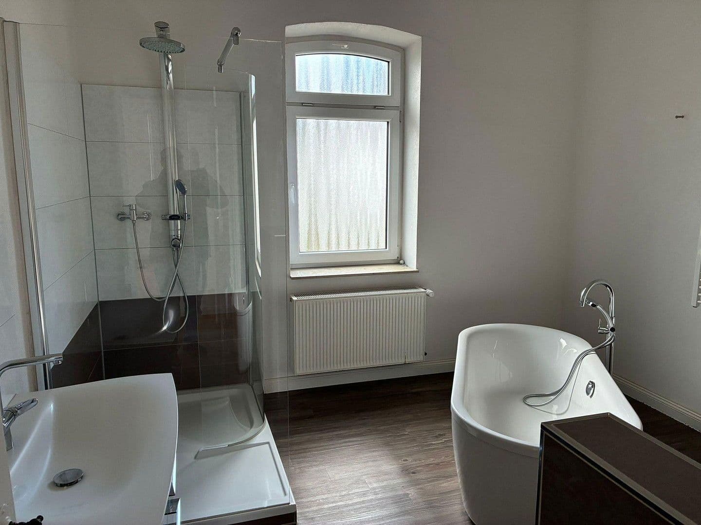 Prodej domu 190 m², pozemek 320 m², Aktienstraße 14, Andernach, Porýní-Falc Prodej domu 190 m², pozemek 320 m², Aktienstraße 14, Andernach, Porýní-Falc