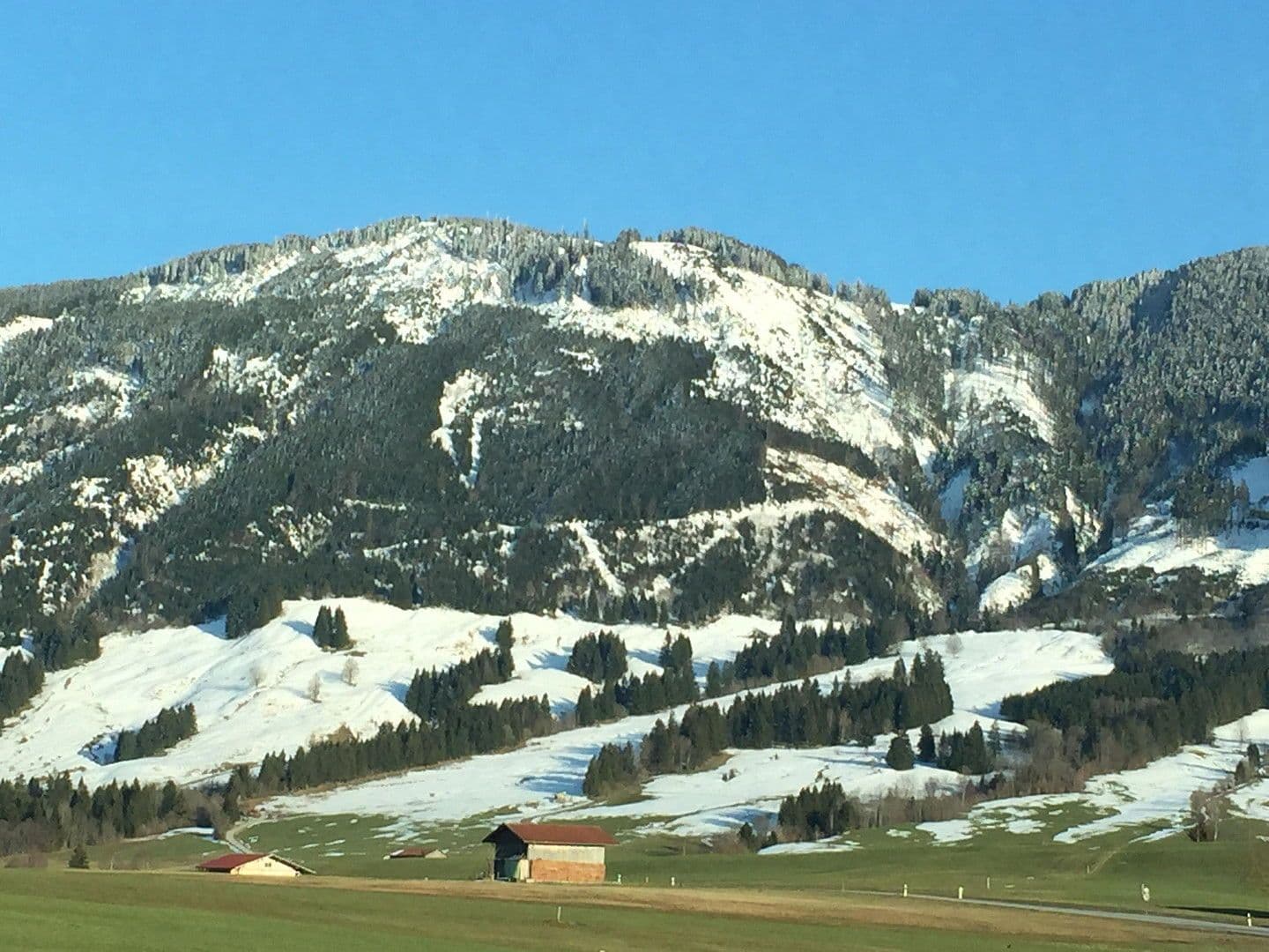 Prodej domu 85 m², pozemek 680 m², Halblech, Bavorsko Prodej domu 85 m², pozemek 680 m², Halblech, Bavorsko