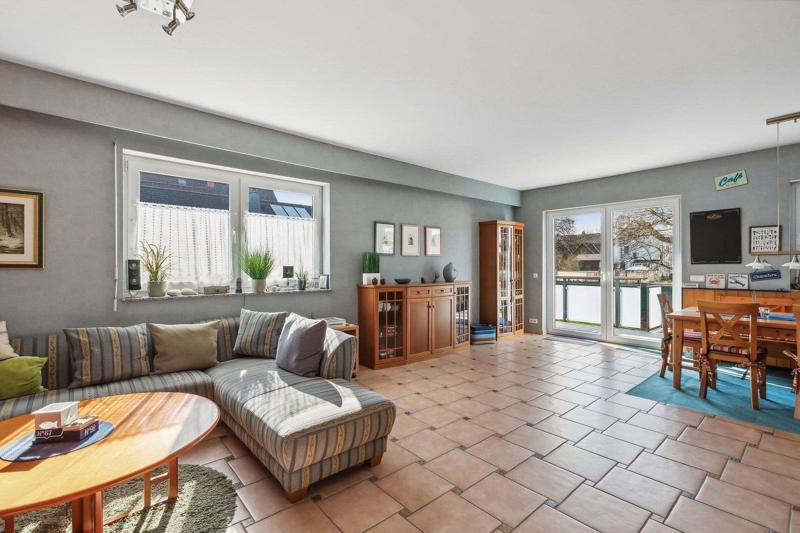 Prodej domu 156 m², pozemek 726 m², Florstadt, Hessen Prodej domu 156 m², pozemek 726 m², Florstadt, Hessen