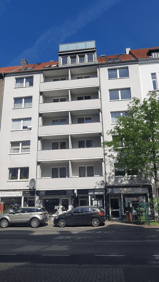 Prodej domu 850 m², pozemek 328 m², Hannover, Dolní Sasko Prodej domu 850 m², pozemek 328 m², Hannover, Dolní Sasko