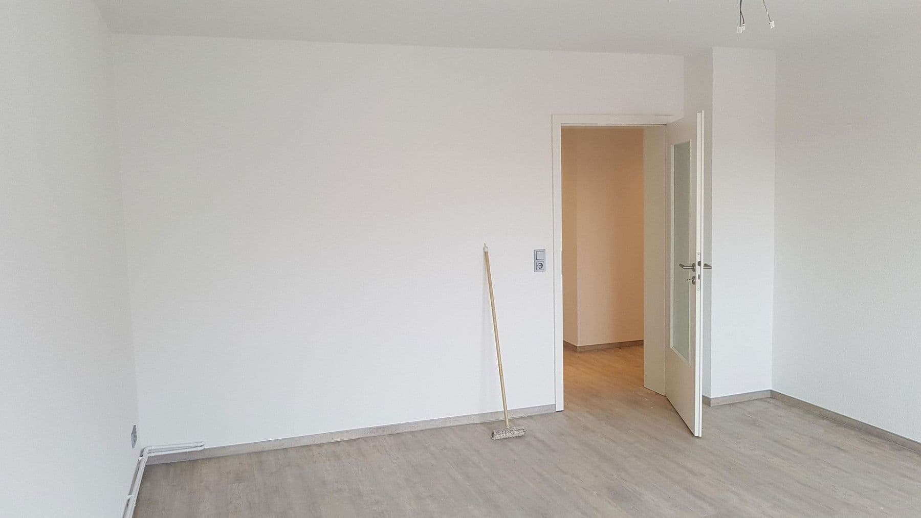 Prodej domu 850 m², pozemek 328 m², Hannover, Dolní Sasko Prodej domu 850 m², pozemek 328 m², Hannover, Dolní Sasko