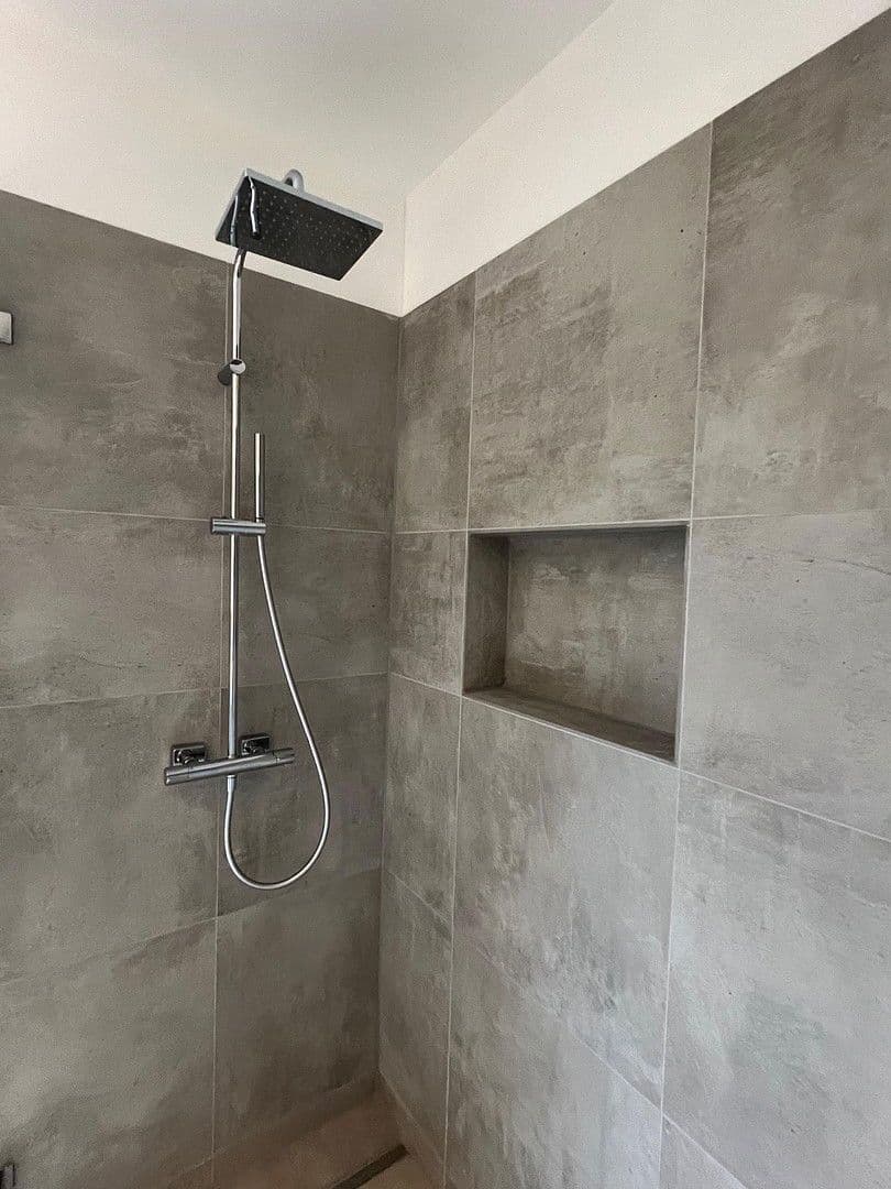 Pronájem bytu 3+1 95 m², Ostendorfstraße 37, Berlin, Berlín Pronájem bytu 3+1 95 m², Ostendorfstraße 37, Berlin, Berlín