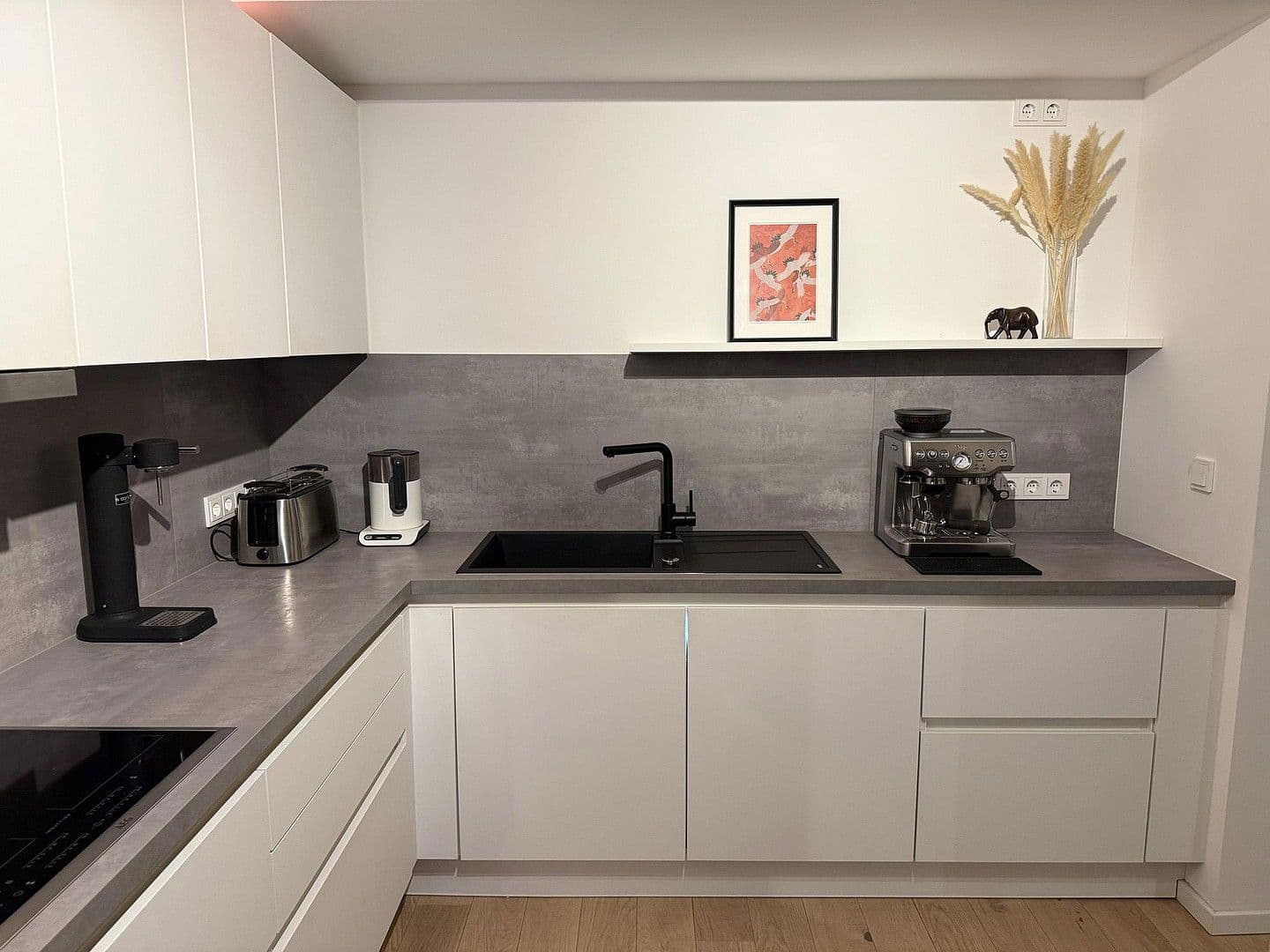 Pronájem bytu 3+1 95 m², Ostendorfstraße 37, Berlin, Berlín Pronájem bytu 3+1 95 m², Ostendorfstraße 37, Berlin, Berlín