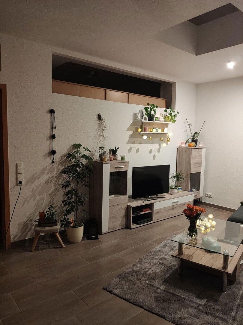 Pronájem bytu 2+1 60 m², Nikolausstraße 5, Fulda, Hessen Pronájem bytu 2+1 60 m², Nikolausstraße 5, Fulda, Hessen