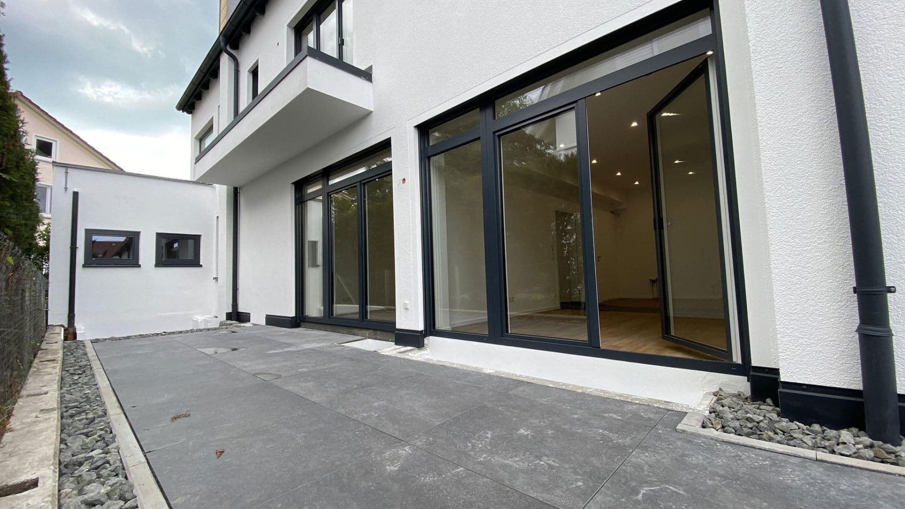 Pronájem bytu 3+1 75 m², Kirchstraße 3, Langenargen, Bádensko-Württembersko Pronájem bytu 3+1 75 m², Kirchstraße 3, Langenargen, Bádensko-Württembersko