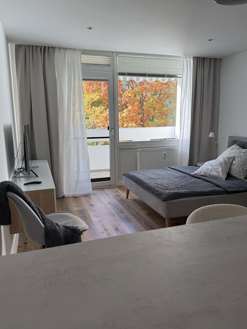 Pronájem bytu 1+1 35 m², Mittlelerer Hasenpfad, Frankfurt am Main, Hessen Pronájem bytu 1+1 35 m², Mittlelerer Hasenpfad, Frankfurt am Main, Hessen