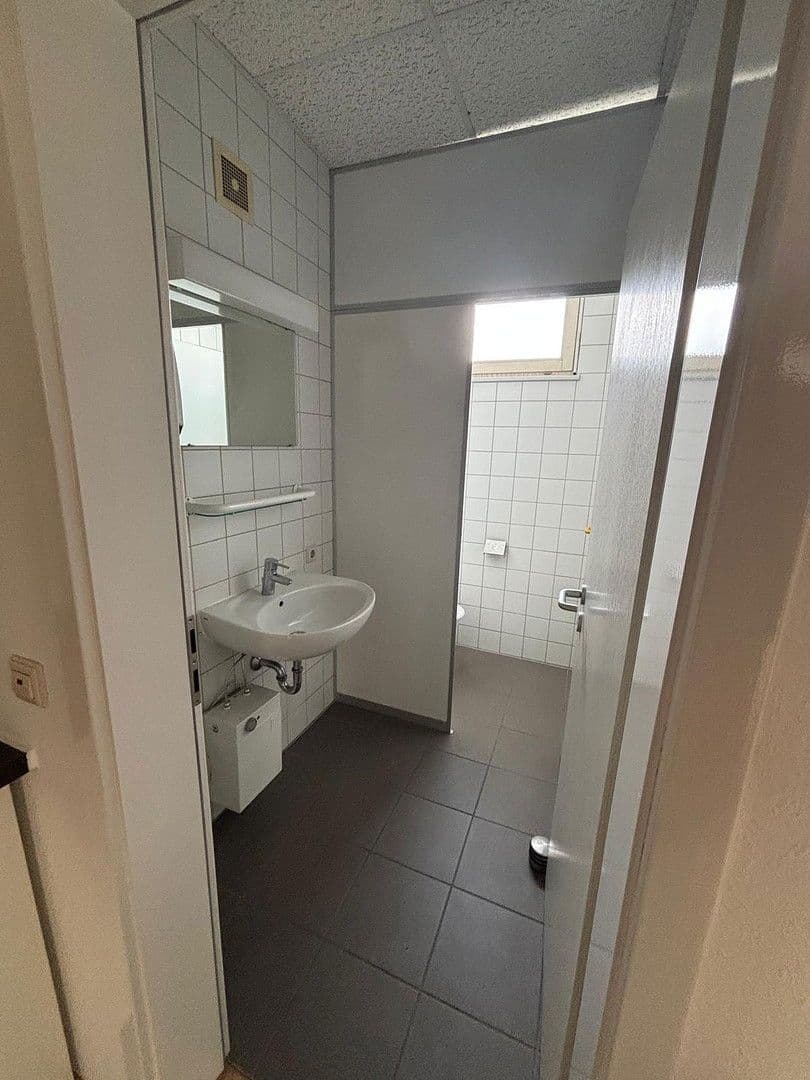 Pronájem kanceláře 87 m², Blumenstr. 33a, Magstadt, Bádensko-Württembersko Pronájem kanceláře 87 m², Blumenstr. 33a, Magstadt, Bádensko-Württembersko