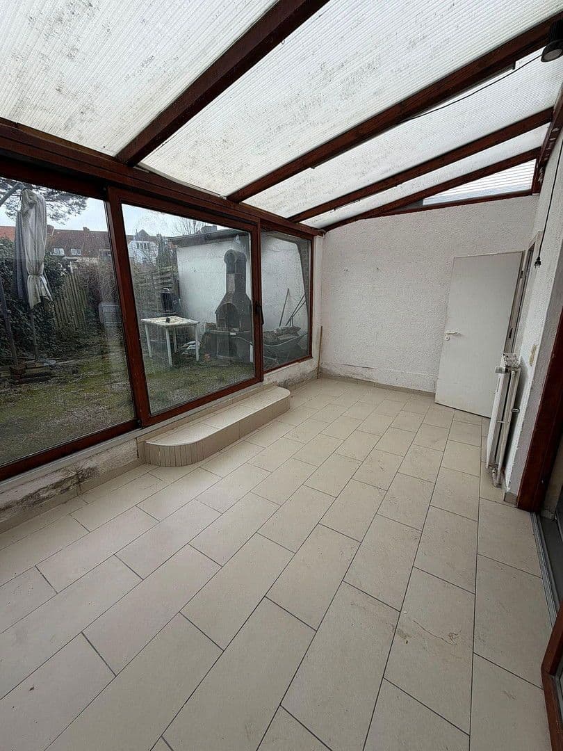 Pronájem domu 100 m², pozemek 150 m², Bremer Str.44, Osnabrück, Dolní Sasko Pronájem domu 100 m², pozemek 150 m², Bremer Str.44, Osnabrück, Dolní Sasko