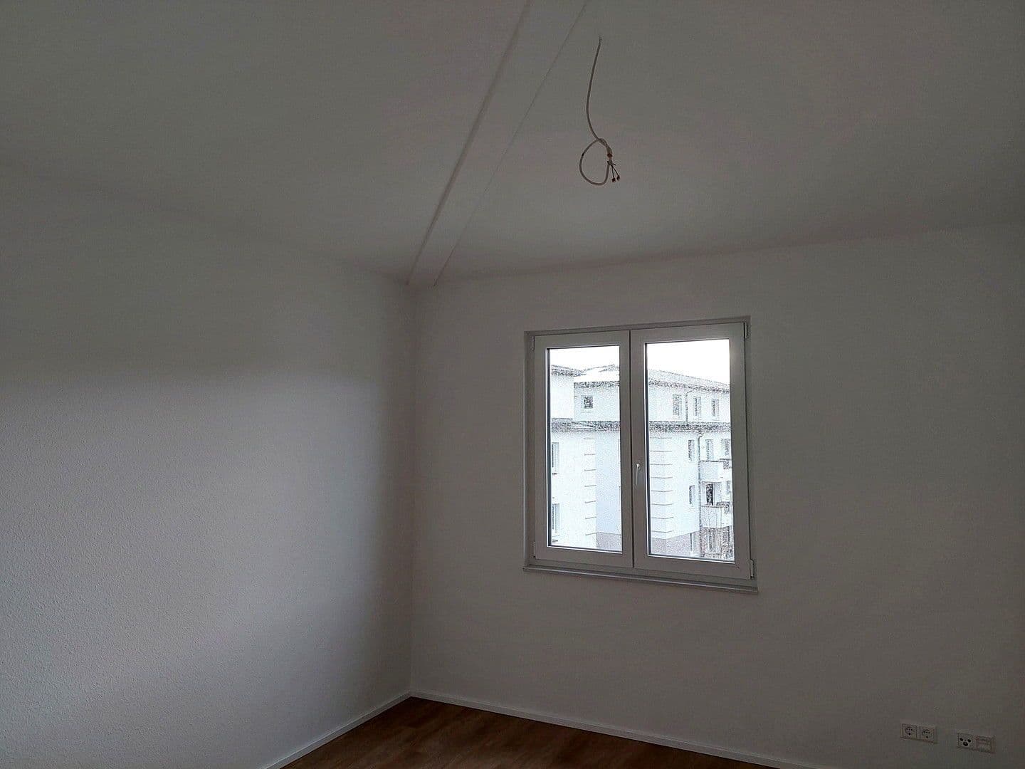 Pronájem bytu 3+1 86 m², Eggenstein-Leopoldshafen, Bádensko-Württembersko Pronájem bytu 3+1 86 m², Eggenstein-Leopoldshafen, Bádensko-Württembersko