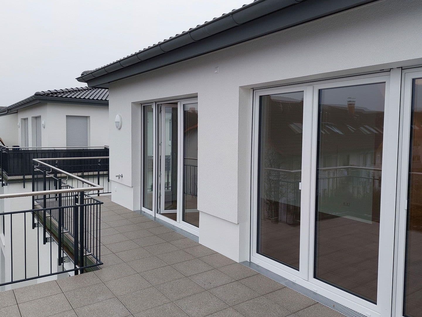 Pronájem bytu 3+1 86 m², Eggenstein-Leopoldshafen, Bádensko-Württembersko Pronájem bytu 3+1 86 m², Eggenstein-Leopoldshafen, Bádensko-Württembersko