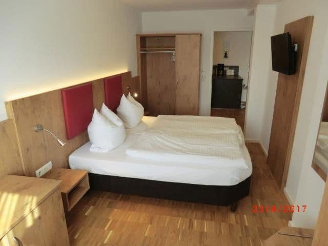 Pronájem bytu 2+1 56 m², Hanfelder Str. 7a, Oberbrunn, Bavorsko Pronájem bytu 2+1 56 m², Hanfelder Str. 7a, Oberbrunn, Bavorsko