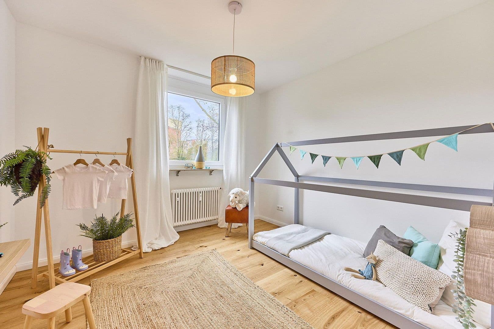 Prodej bytu 4+1 116 m², Dürerstraße 12, Ludwigshafen, Porýní-Falc Prodej bytu 4+1 116 m², Dürerstraße 12, Ludwigshafen, Porýní-Falc